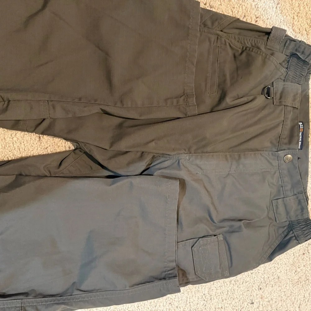 5.11 Tactical Dark olive green Pants 32x30 many pockets durable - Picture 8 of 12